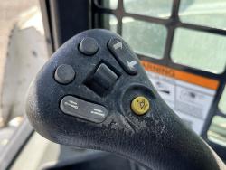 MINICARGADOR BOBCAT T650