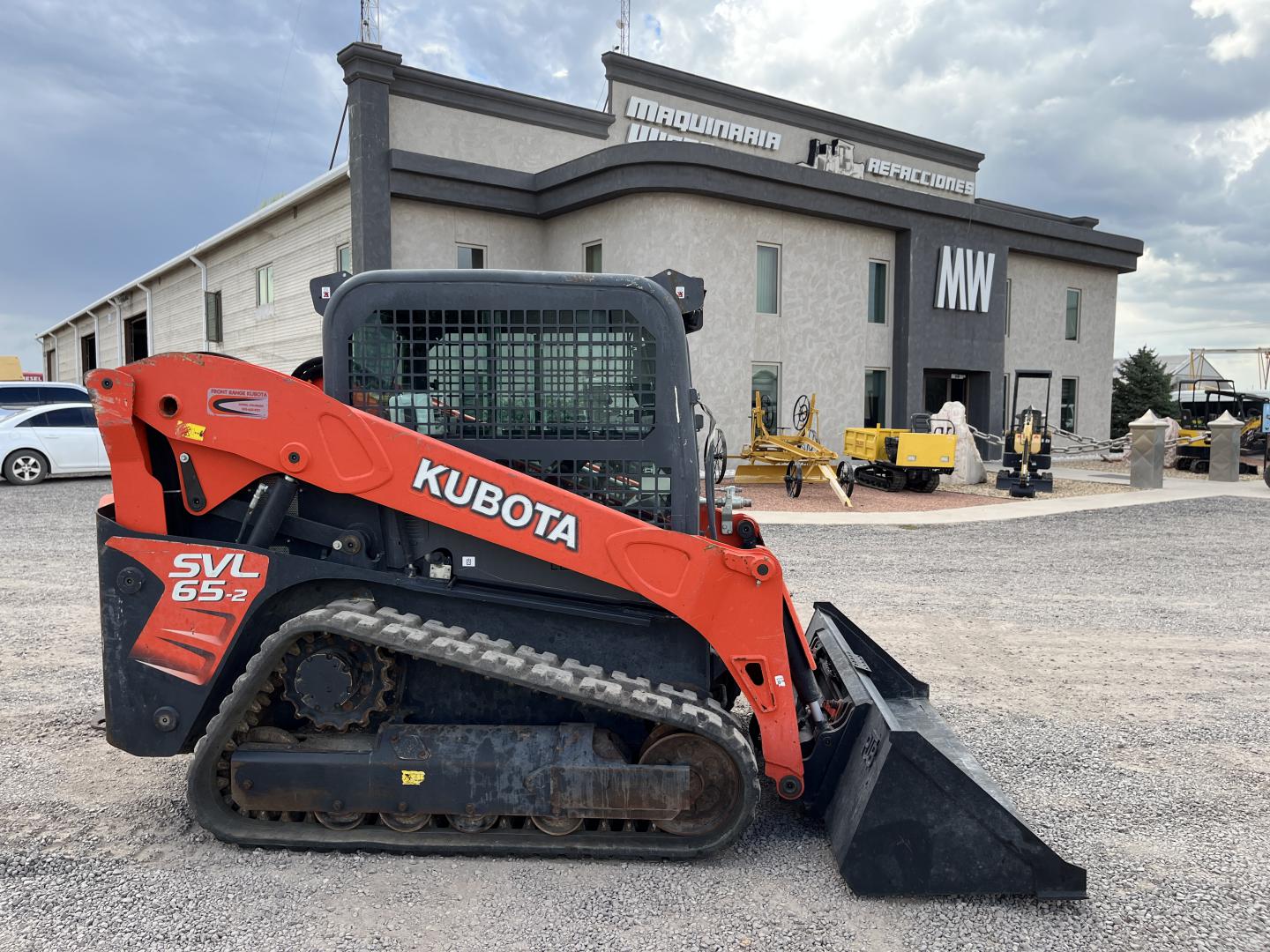 imagenes/INVOICE/2026/18703/Minicargador_Kubota_SVL65-2_1.JPG