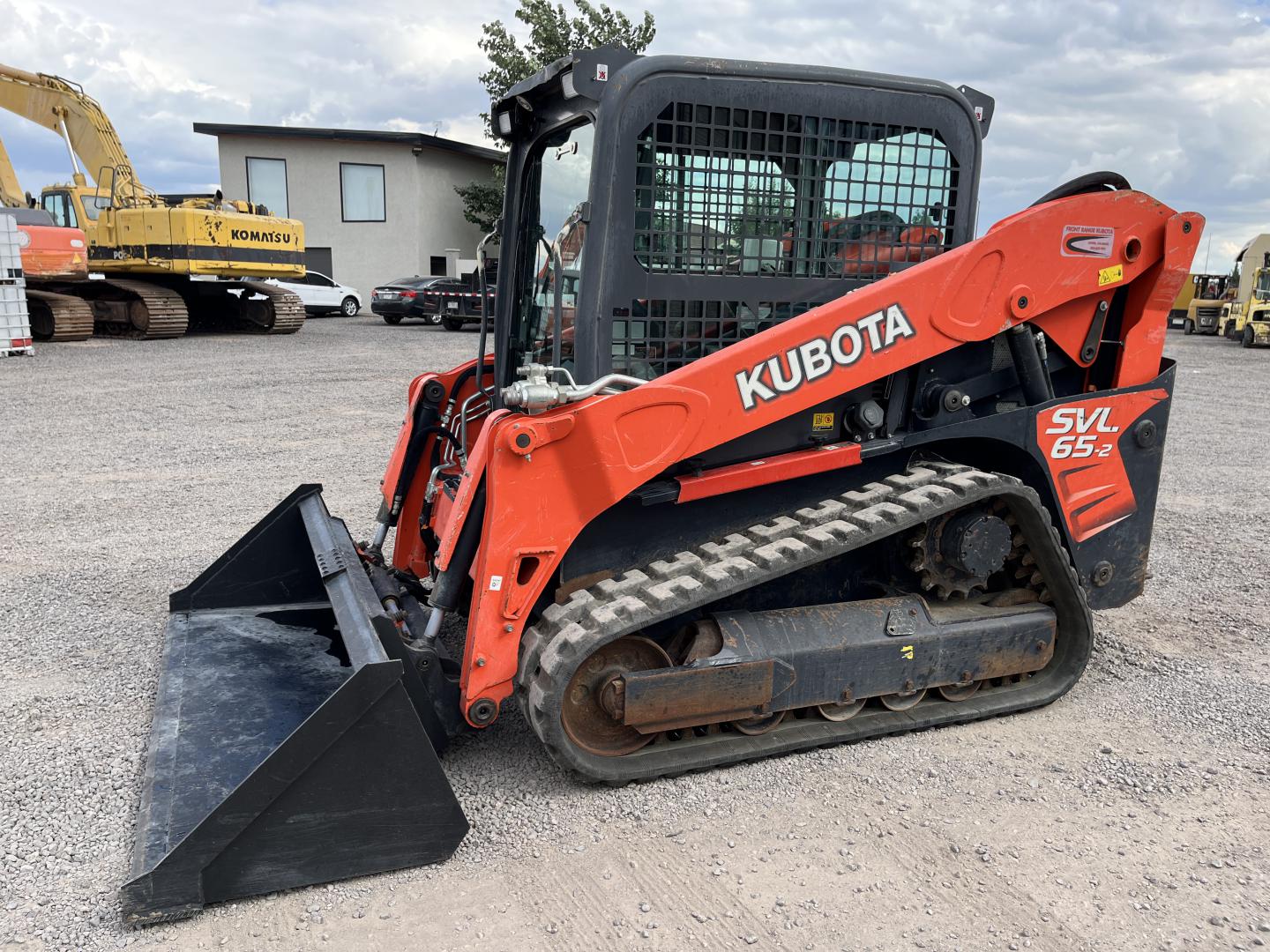 imagenes/INVOICE/2026/18703/Minicargador_Kubota_SVL65-2_15.JPG