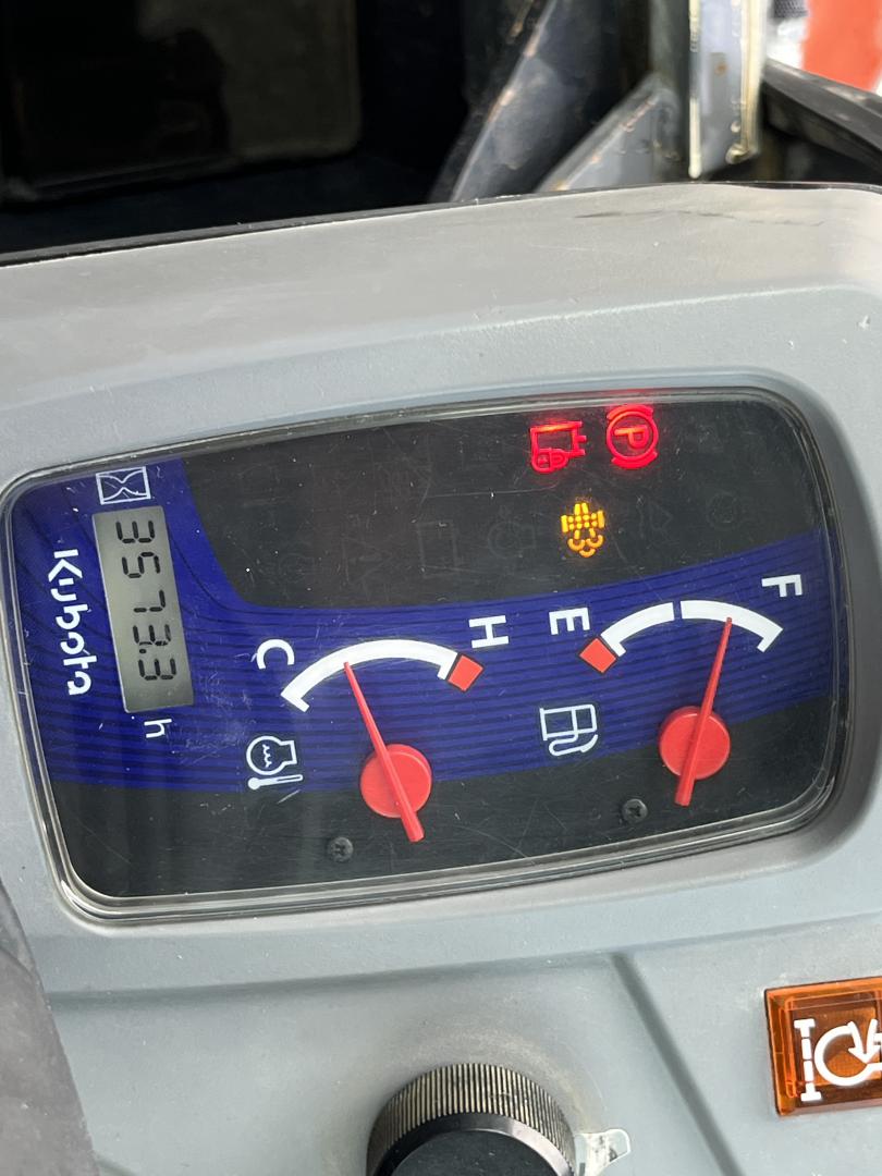 imagenes/INVOICE/2026/18703/Minicargador_Kubota_SVL65-2_29.JPG