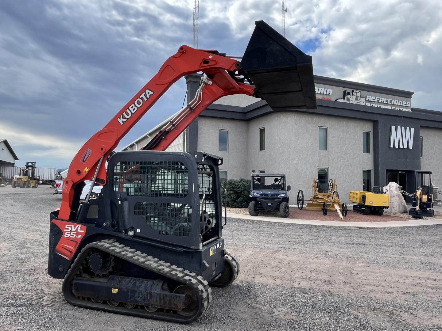 imagenes/INVOICE/2026/18703/Minicargador_Kubota_SVL65-2_31.JPG