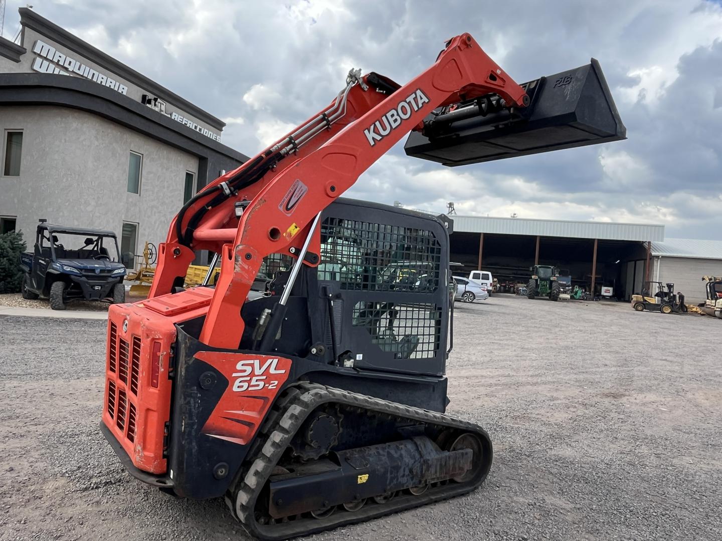 imagenes/INVOICE/2026/18703/Minicargador_Kubota_SVL65-2_33.JPG