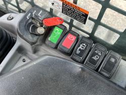 Minicargador Kubota SVL65-2