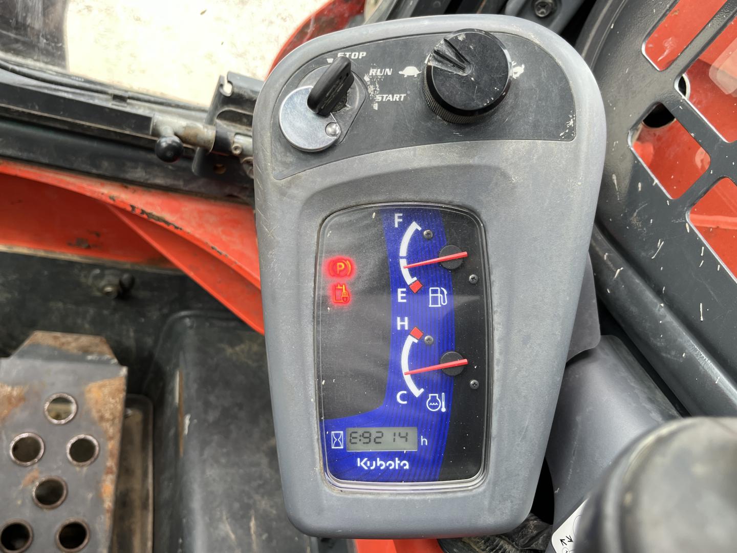 imagenes/INVOICE/2026/18704/MINICARGADOR_KUBOTA_SSV65_23.JPG