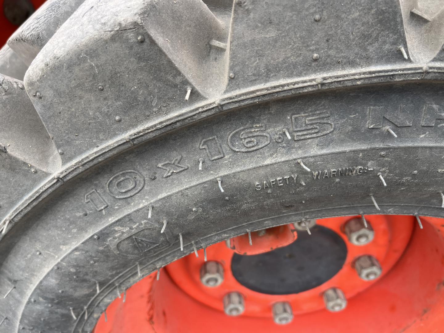 imagenes/INVOICE/2026/18704/MINICARGADOR_KUBOTA_SSV65_7.JPG