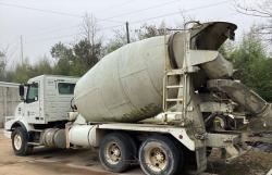 REVOLVEDOR DE CEMENTO VOLVO VHD 6X4