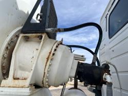 CAMION REVOLVEDOR VOLVO VHD 6X4
