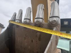 RETROEXCAVADORA CATERPILLAR 420E