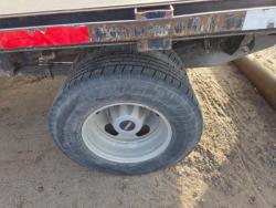 PICK UP CON PLATAFORMA GMC SIERRA 3500