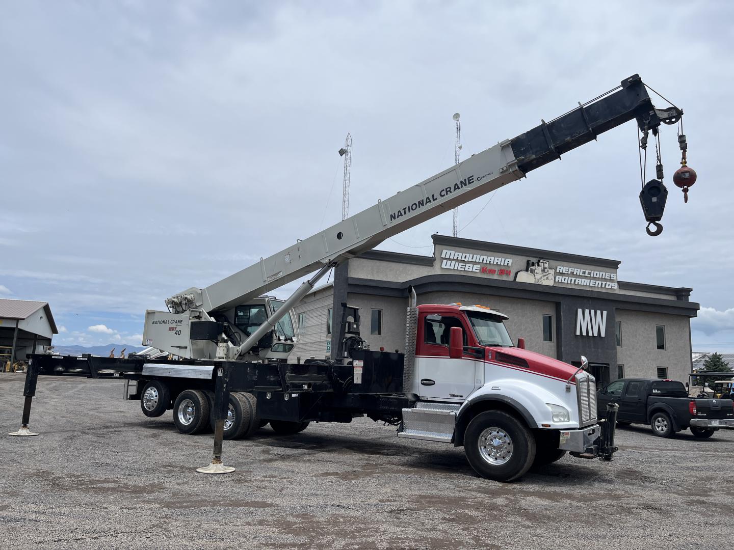 imagenes/INVOICE/2026/18714/CAMION_KENWORTH_T880_CON_GRUA_NATIONAL_NBT40_1.JPG