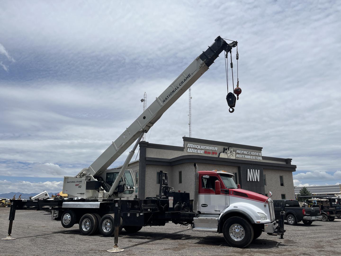 imagenes/INVOICE/2026/18714/CAMION_KENWORTH_T880_CON_GRUA_NATIONAL_NBT40_41.JPG