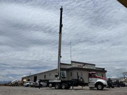CAMION KENWORTH T880 CON GRUA NATIONAL NBT40