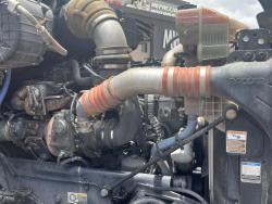 CAMION KENWORTH T880 CON GRUA NATIONAL NBT40