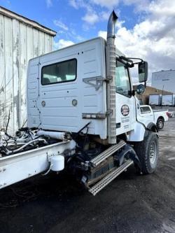 REVOLVEDOR DE CEMENTO VOLVO VHD64B200 