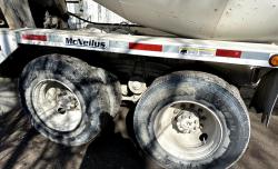 REVOLVEDOR DE CEMENTO VOLVO VHD64B200 