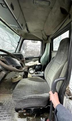 REVOLVEDOR DE CEMENTO VOLVO VHD64B200 