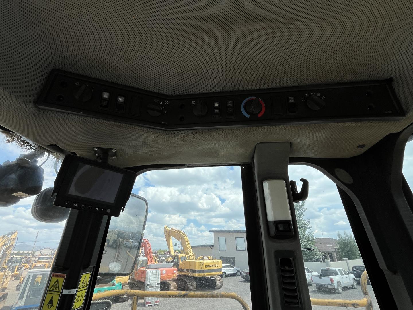 imagenes/INVOICE/2026/18732/Cargador_frontal_Caterpillar_988H_36.JPG