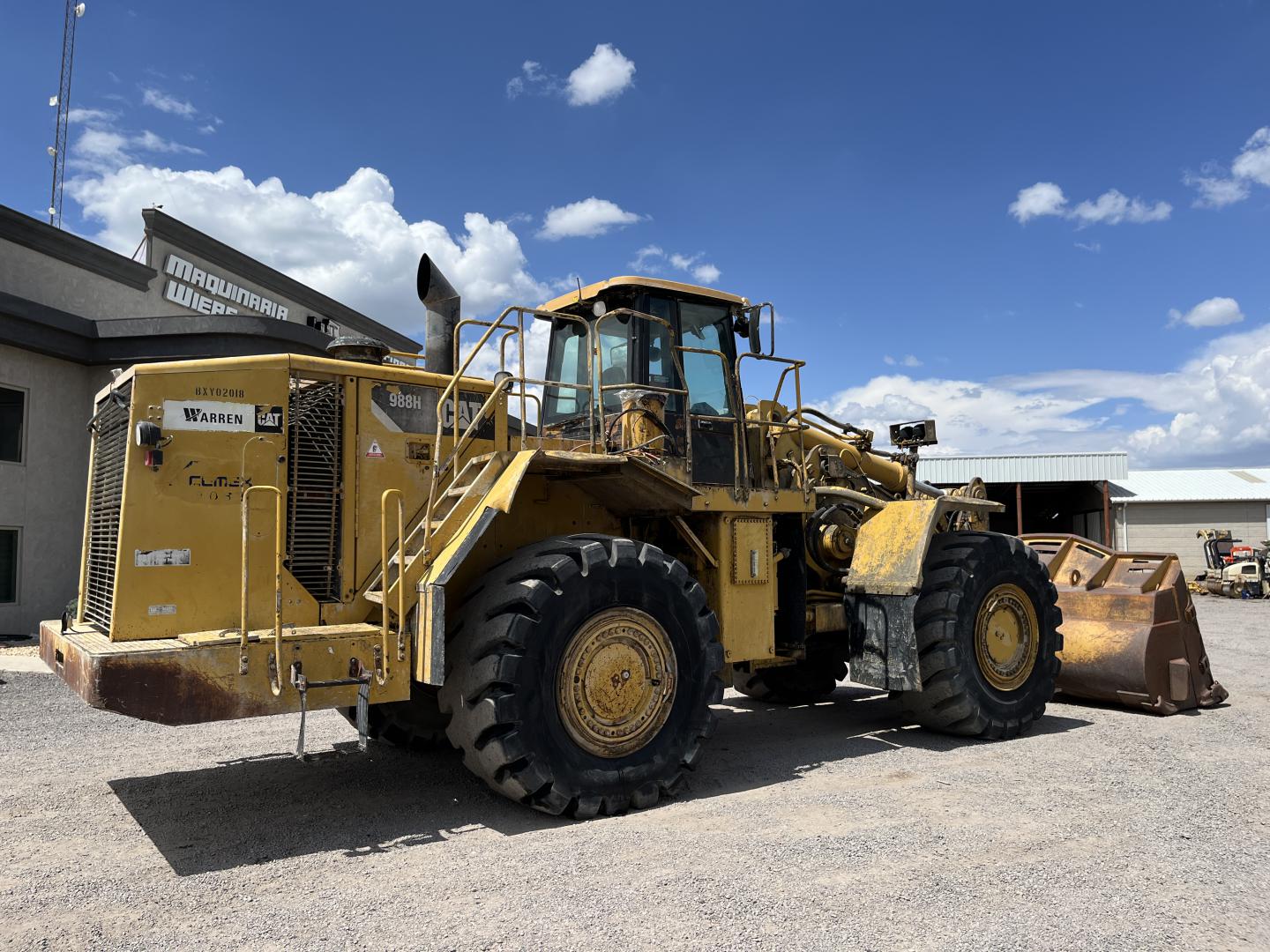 imagenes/INVOICE/2026/18732/Cargador_frontal_Caterpillar_988H_4.JPG