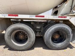 REVOLVEDOR DE CEMENTO KENWORTH T880