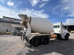 Revolvedor de cemento Kenworth T880