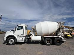 Revolvedor de cemento Kenworth T880