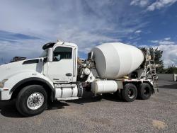 Revolvedor de cemento Kenworth T880