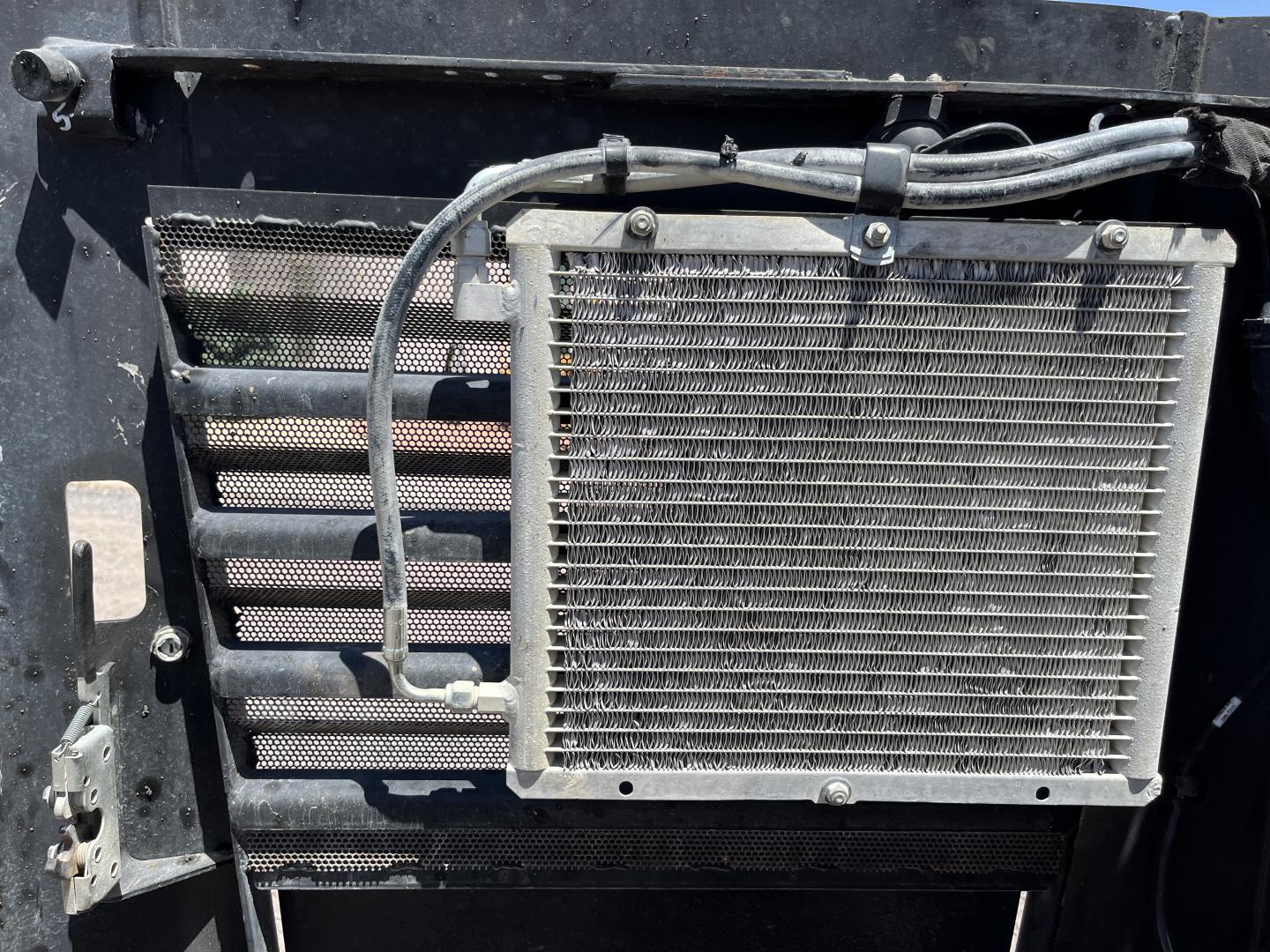 imagenes/INVOICE/2026/18737/MINICARGADOR_CATERPILLAR_236D_14.JPG
