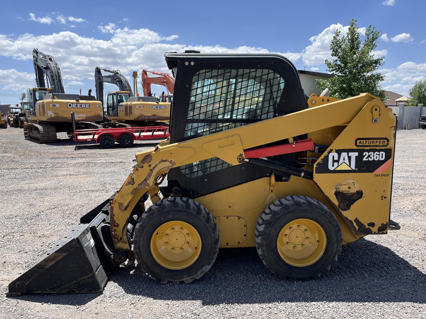 imagenes/INVOICE/2026/18737/MINICARGADOR_CATERPILLAR_236D_21.JPG
