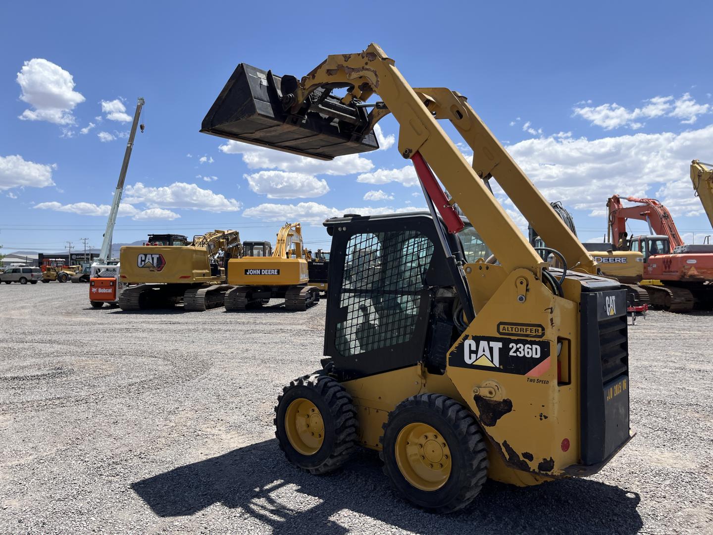 imagenes/INVOICE/2026/18737/MINICARGADOR_CATERPILLAR_236D_49.JPG