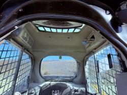 MINICARGADOR CATERPILLAR 236D