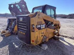 MINICARGADOR CATERPILLAR 236D