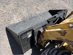 MINICARGADOR CATERPILLAR 236D