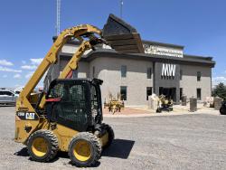 imagenes/INVOICE/2026/18737/thumbnail/MINICARGADOR_CATERPILLAR_236D_43.JPG