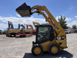MINICARGADOR CATERPILLAR 236D
