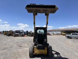 MINICARGADOR CATERPILLAR 236D