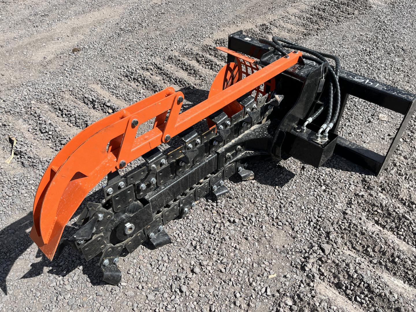 imagenes/INVOICE/2026/18752/ZANJADORA_MOWER_KING_ECSSCT72_15.JPG