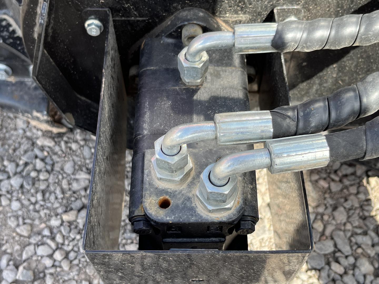 imagenes/INVOICE/2026/18752/ZANJADORA_MOWER_KING_ECSSCT72_19.JPG