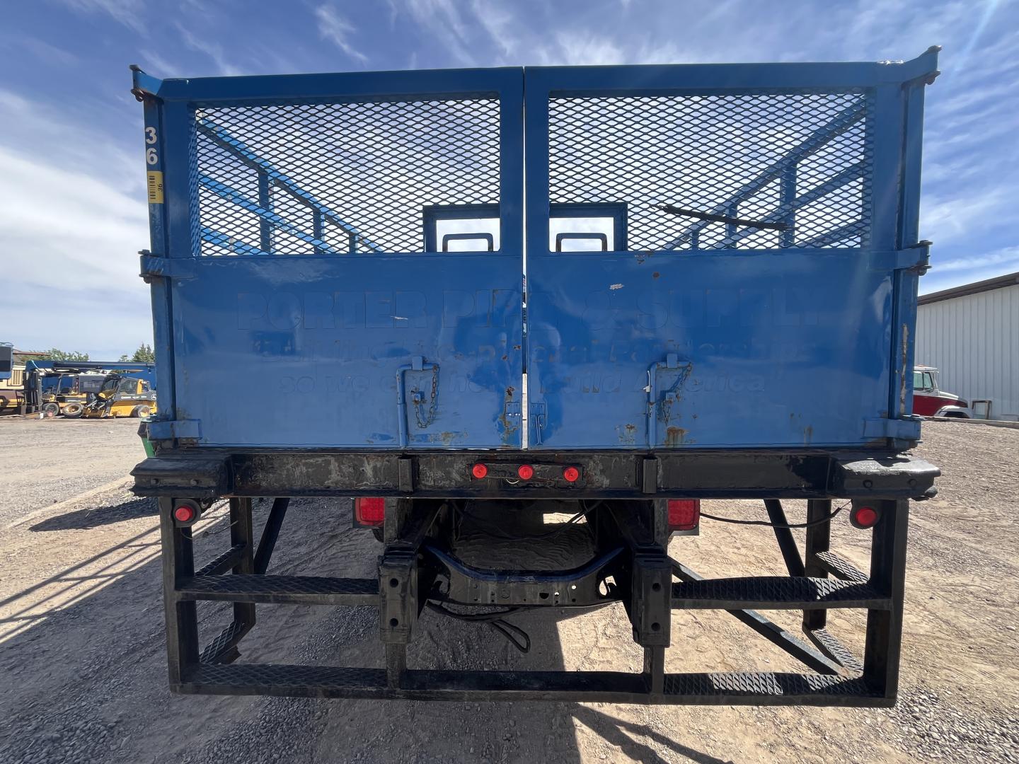 imagenes/INVOICE/2026/18772/CAMION_PETERBILT_348_CON_GRUA_ARTICULADA_17.JPG