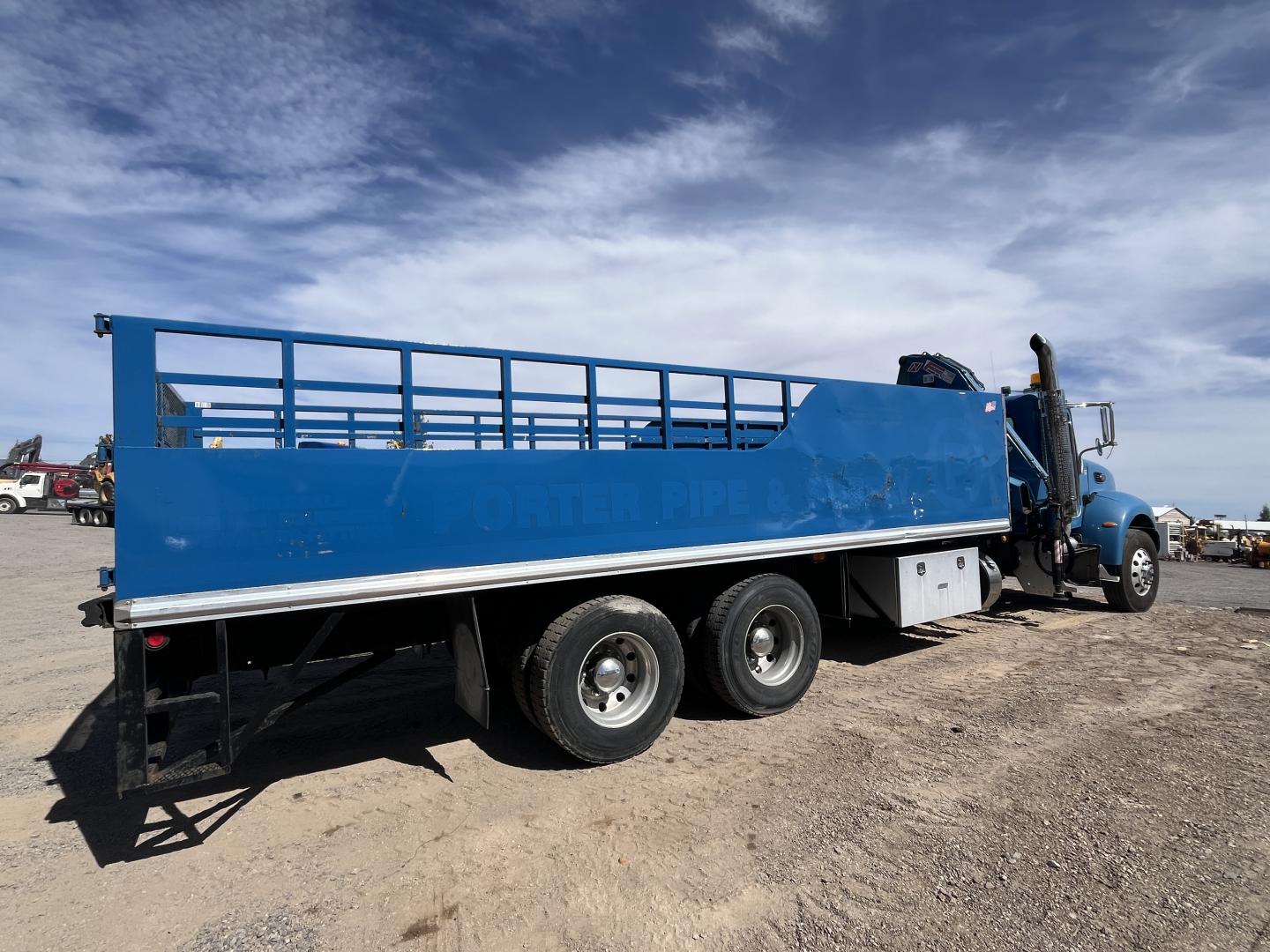 imagenes/INVOICE/2026/18772/CAMION_PETERBILT_348_CON_GRUA_ARTICULADA_3.JPG