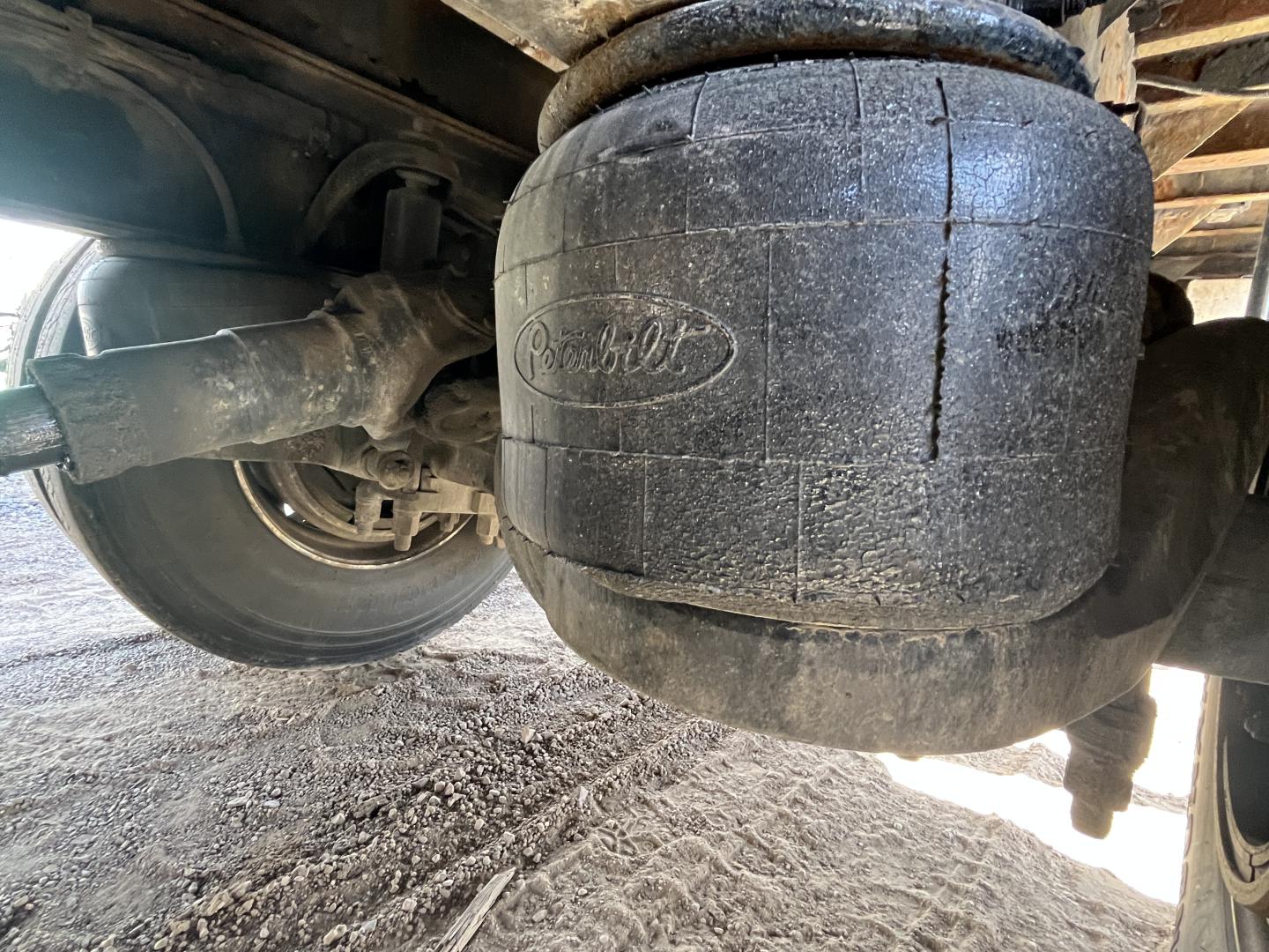 imagenes/INVOICE/2026/18772/CAMION_PETERBILT_348_CON_GRUA_ARTICULADA_7.JPG