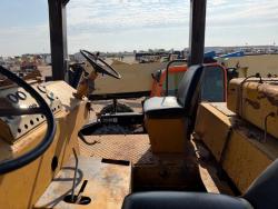 COMPACTADOR NEUMATICO DYNAPAC CP271