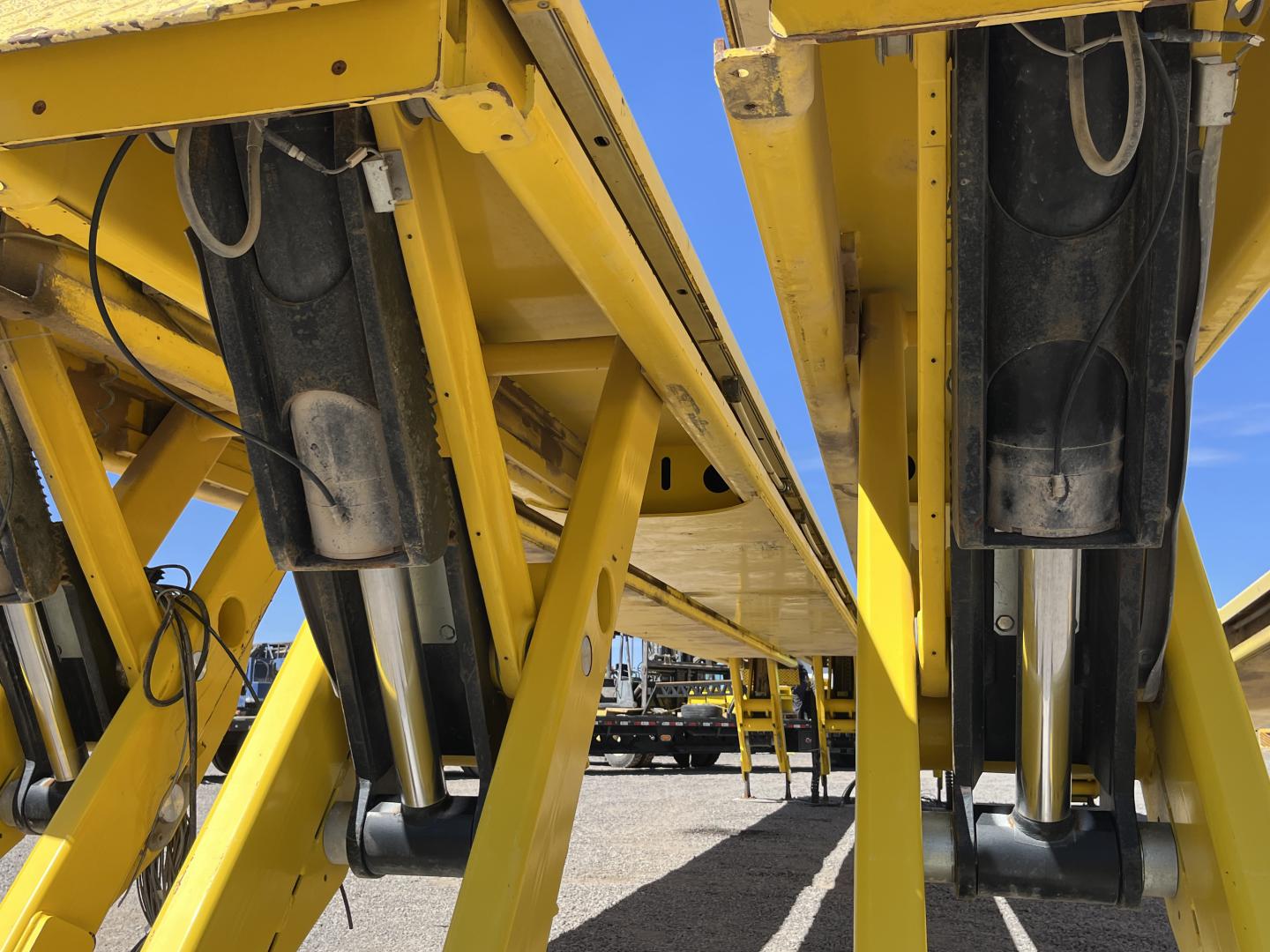 imagenes/INVOICE/2026/18803/ELEVADOR_PARA_CAMION_STERTIL_14.JPG