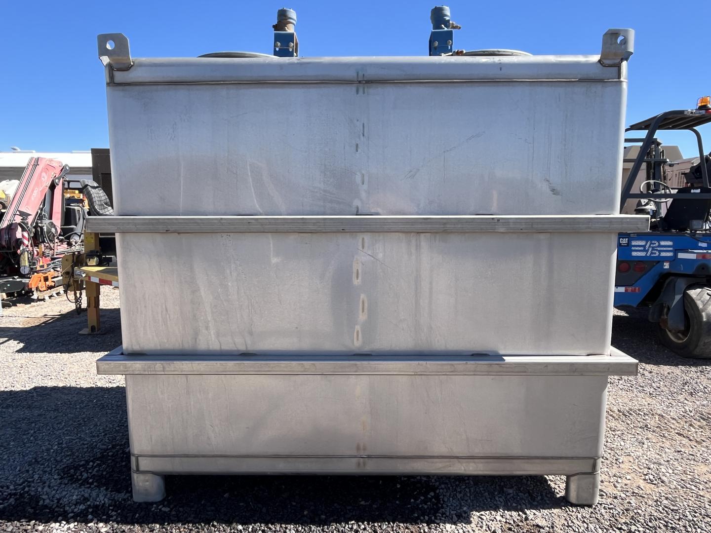 imagenes/INVOICE/2026/18805/TANQUE_DE_ALMACENAMIENTO_TRANSTORE_DE_2000_GALONES_3.JPG