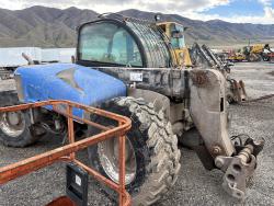 TELEHANDLER NEW HOLLAND LM5060