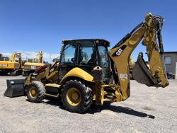 RETROEXCAVADORA CATERPILLAR 420FIT