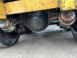 Camion Ford FT8000 con transplantadora de arboles big john 90AA