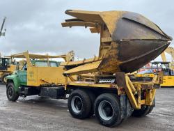 Camion Ford FT8000 con transplantadora de arboles big john 90AA