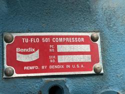 Camion Ford FT8000 con transplantadora de arboles big john 90AA