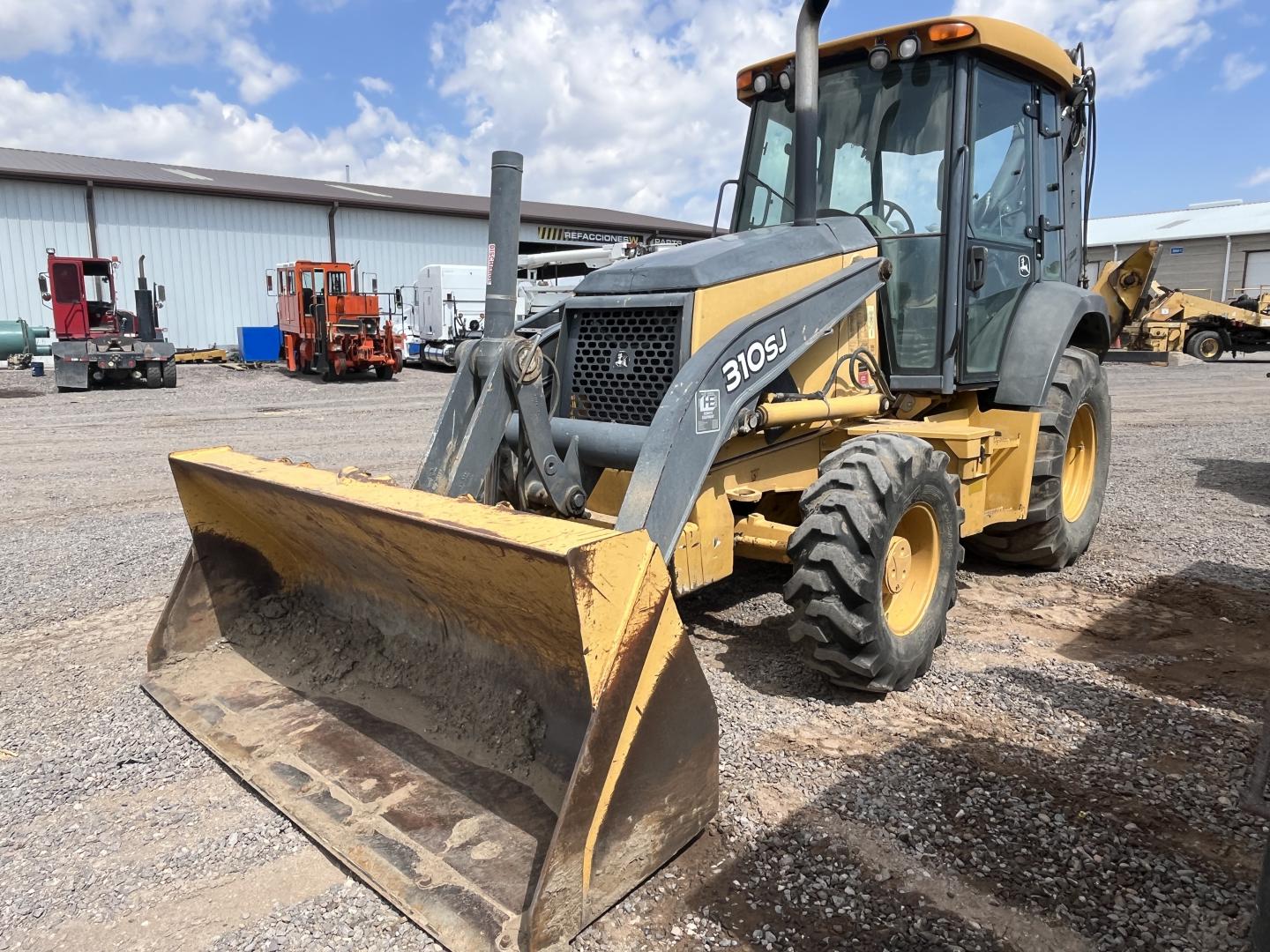 imagenes/INVOICE/2026/18818/RETROEXCAVADORA_JOHN_DEERE_310SJ_14.JPG