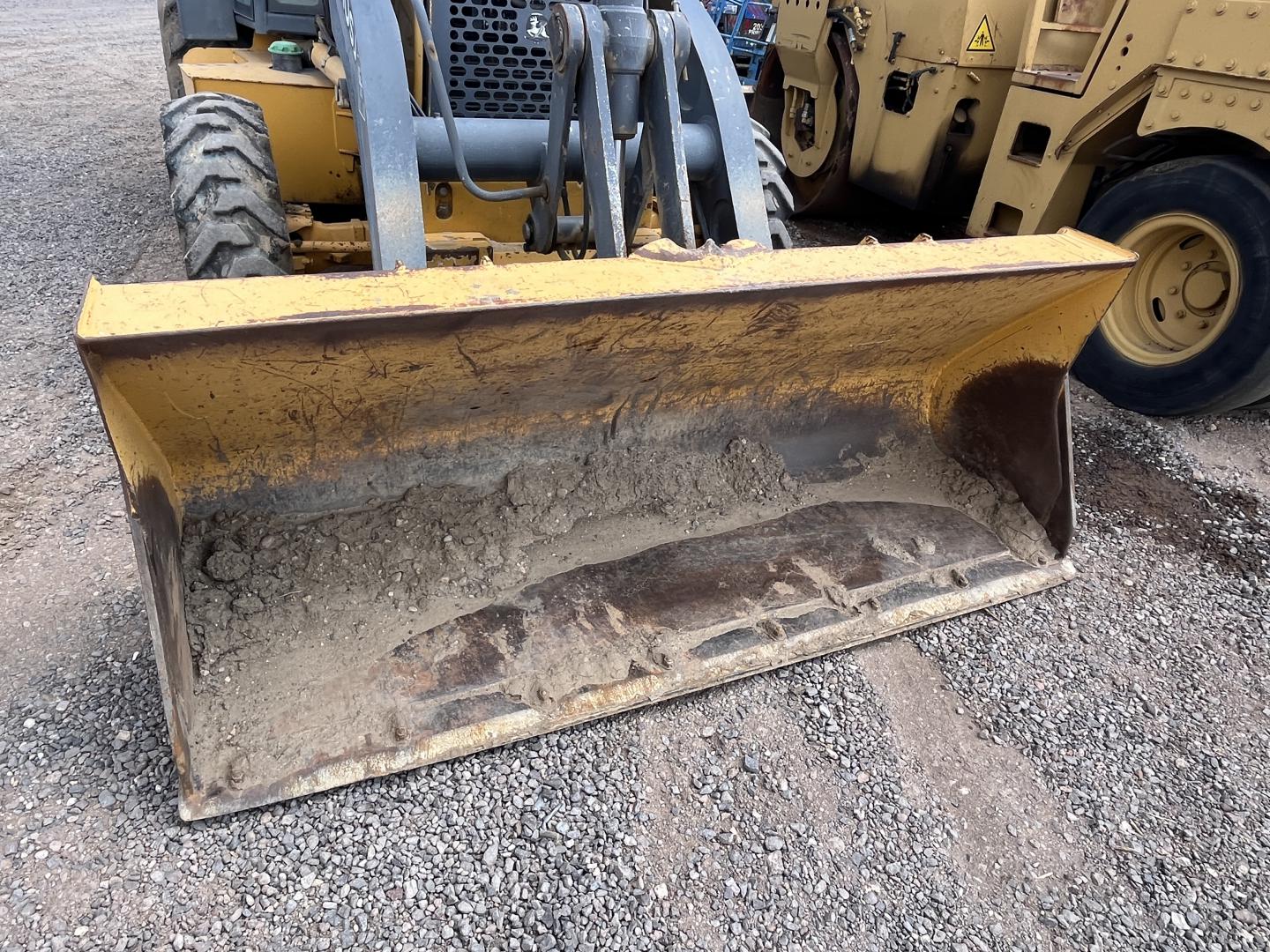 imagenes/INVOICE/2026/18818/RETROEXCAVADORA_JOHN_DEERE_310SJ_2.JPG